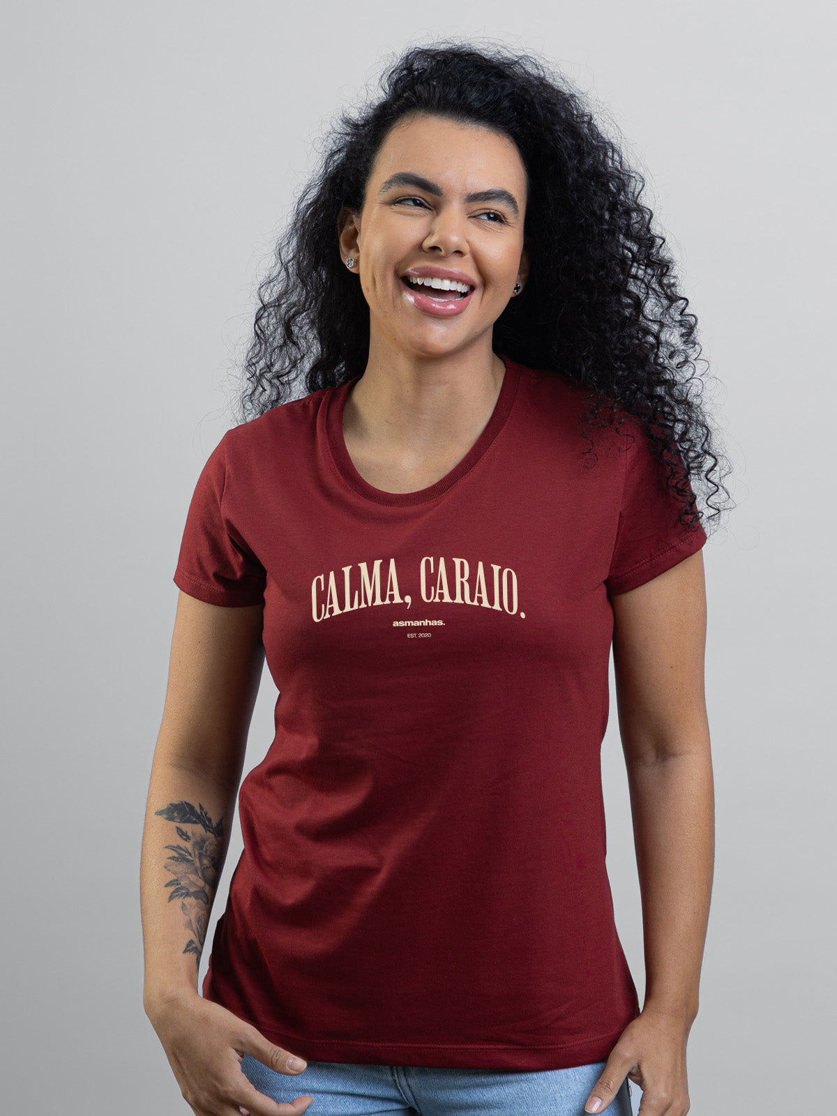Camiseta Feminina Calma Caraio Nova Asmanhas