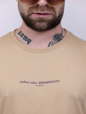 Camiseta Velho Não, Seminovo Asmanhas
