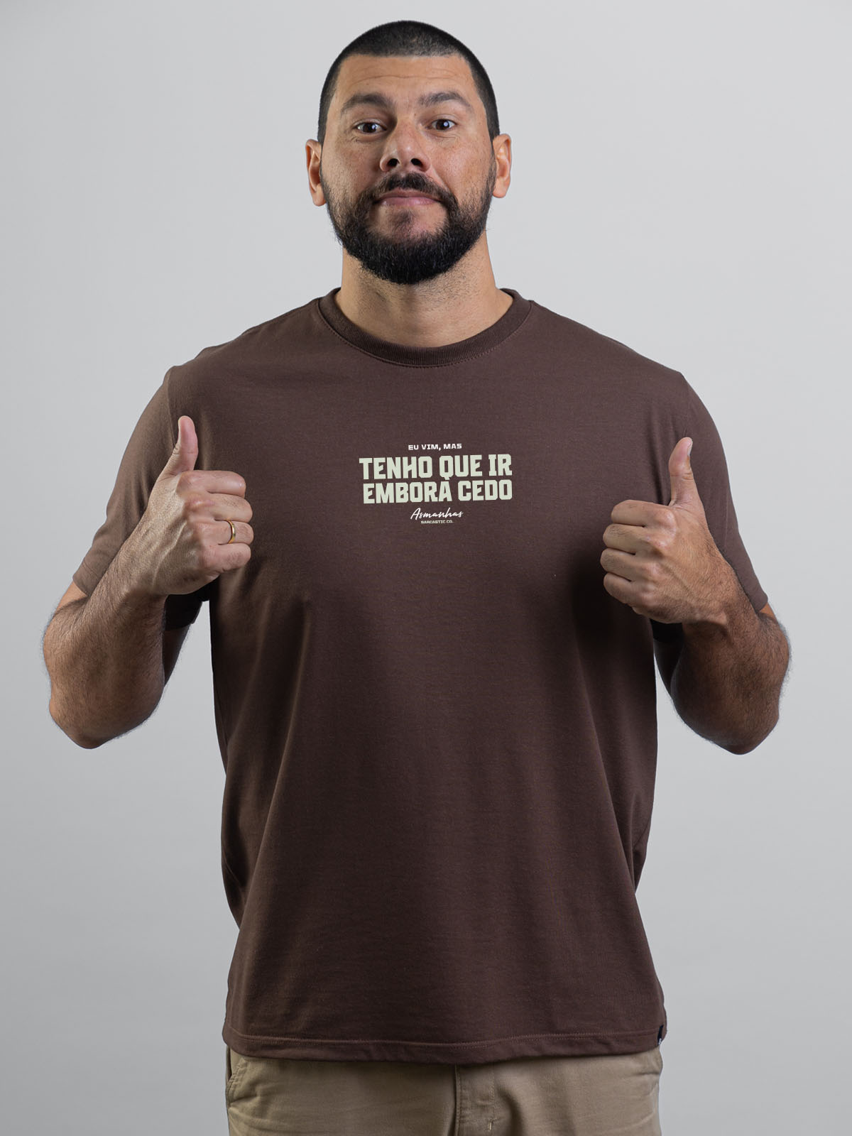 Camiseta Tenho Que Ir Embora Cedo Asmanhas