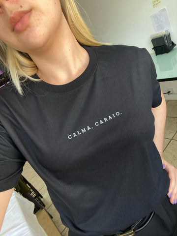Camisetas que falam por você: como escolher a frase que representa seu mood