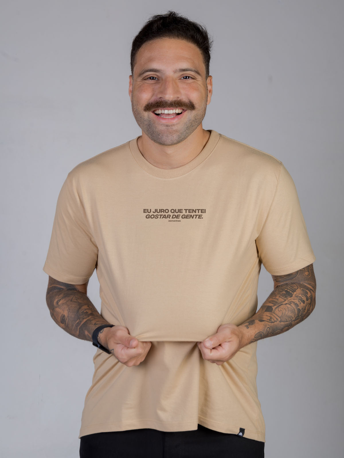 Camiseta Tentei Gostar de Gente Asmanhas