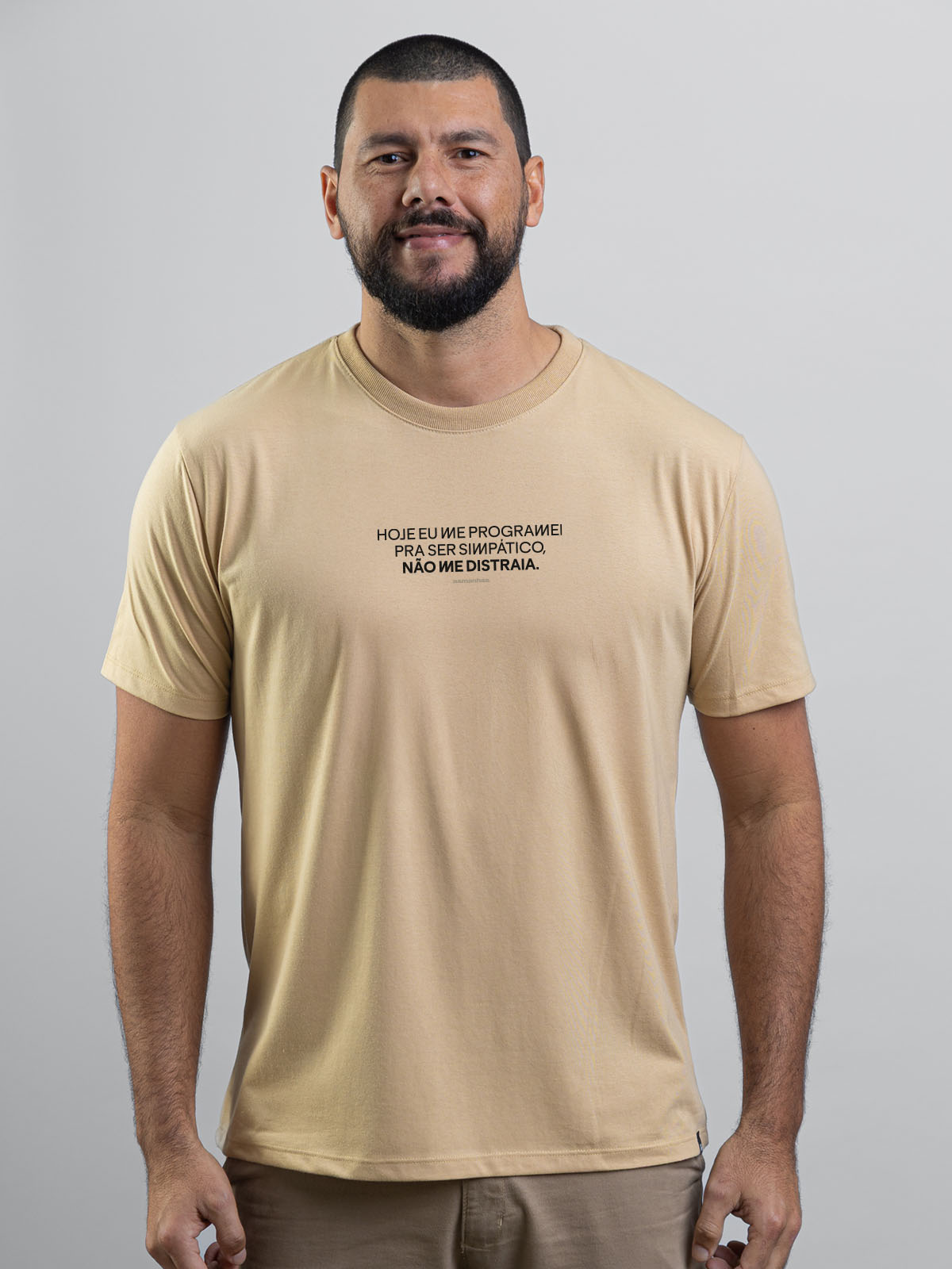 Camiseta Não Me Distraia Asmanhas Liquida