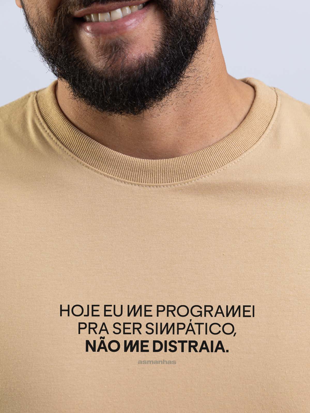 Camiseta Não Me Distraia Asmanhas Liquida