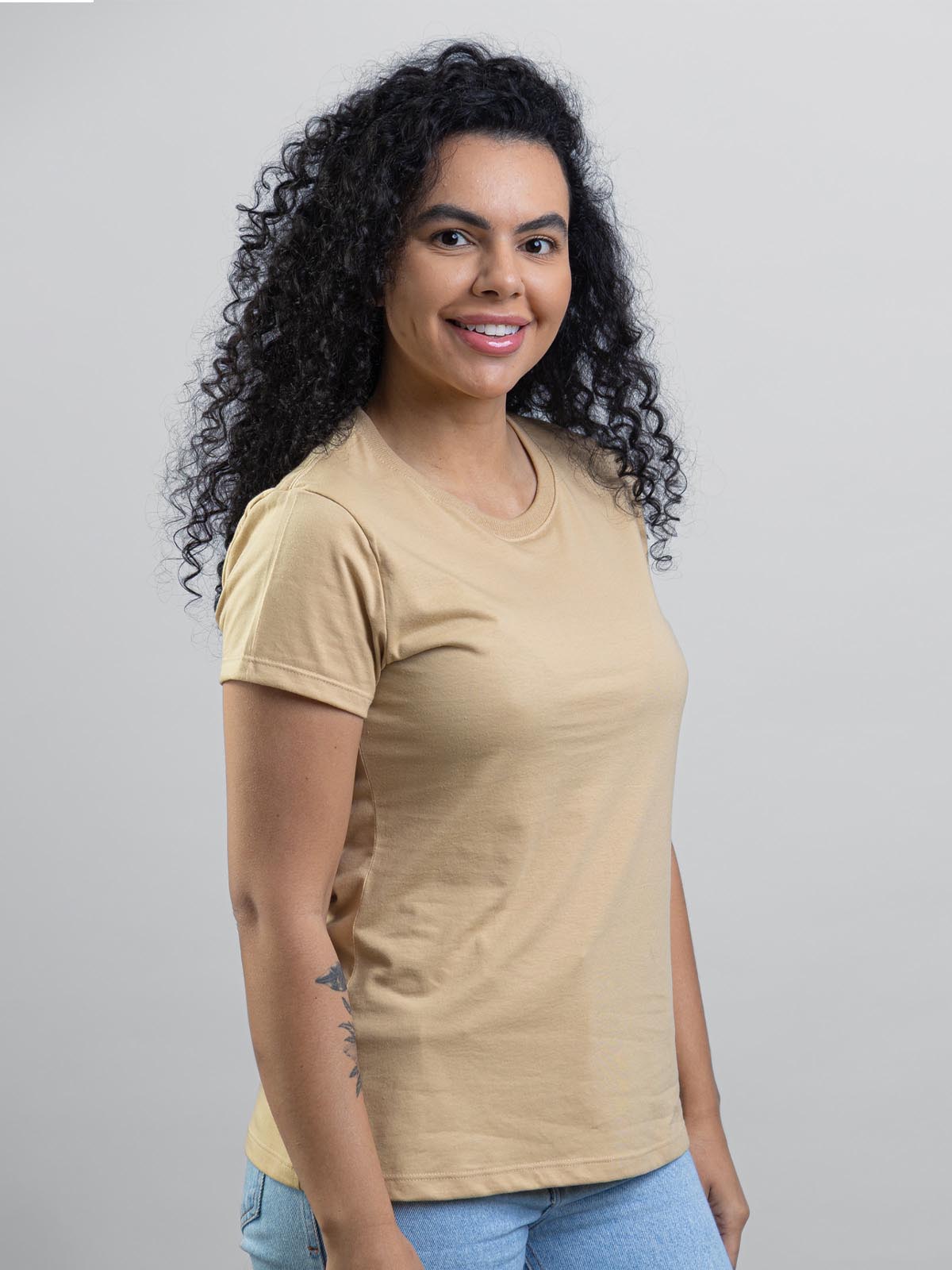 Camiseta Feminina Lisa Básica Asmanhas