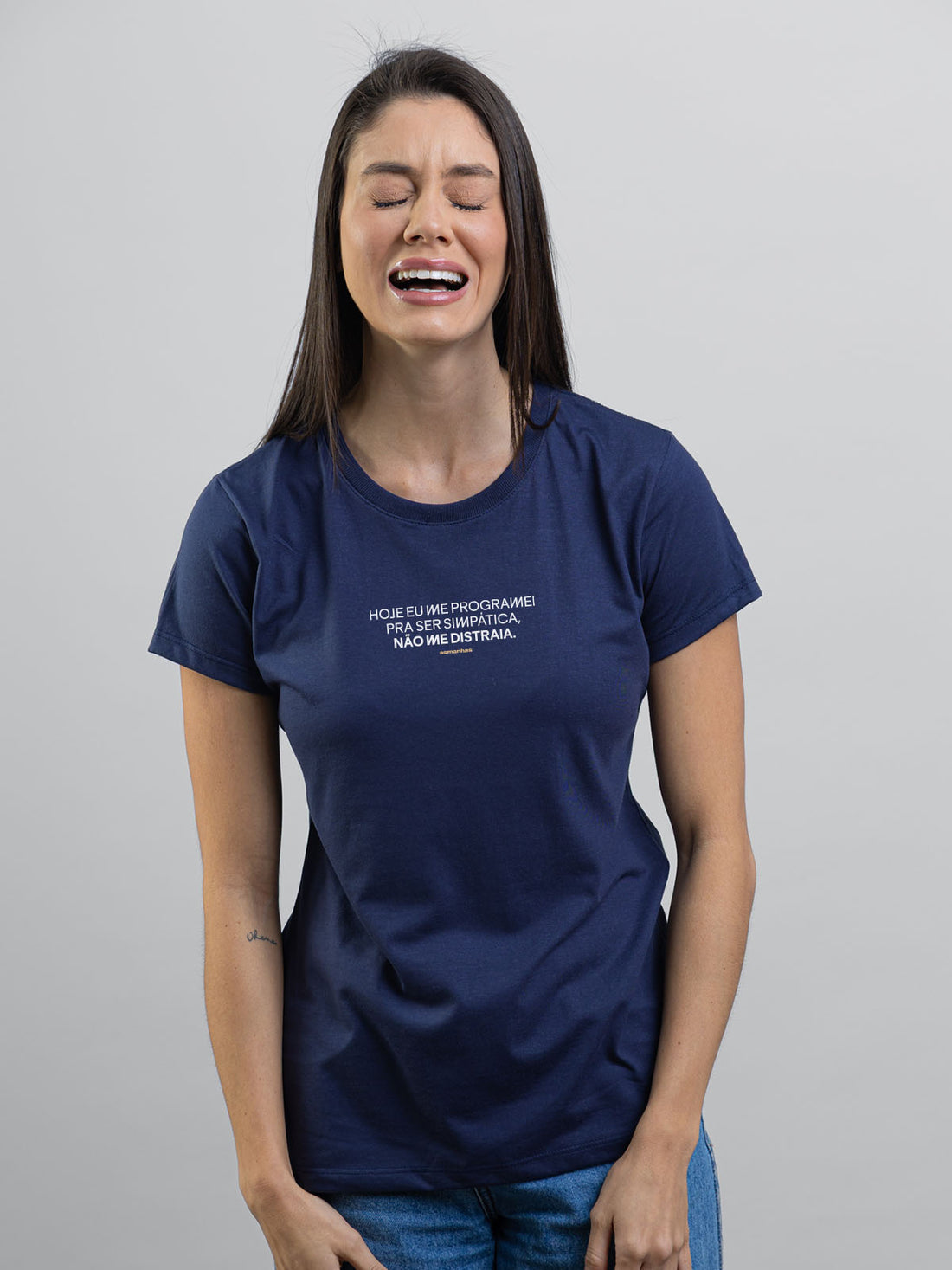 Camiseta Feminina Não Me Distraia Asmanhas