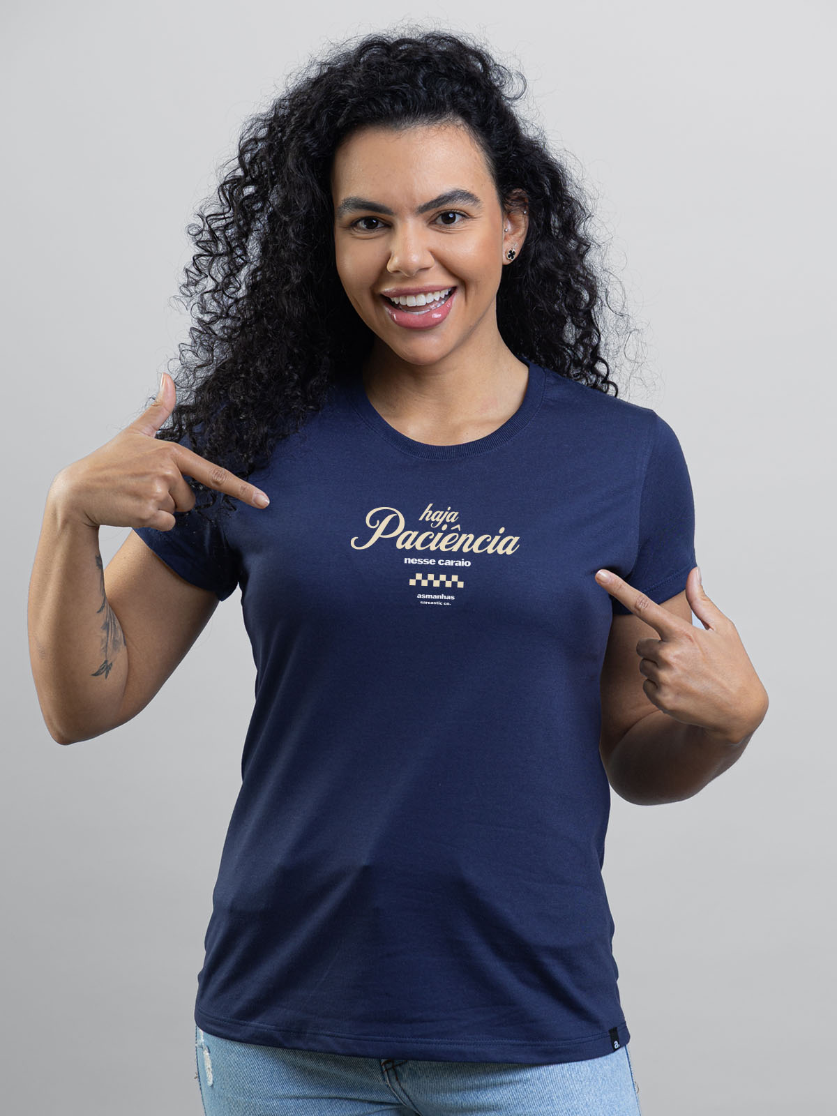 Camiseta Feminina Haja Paciência Asmanhas