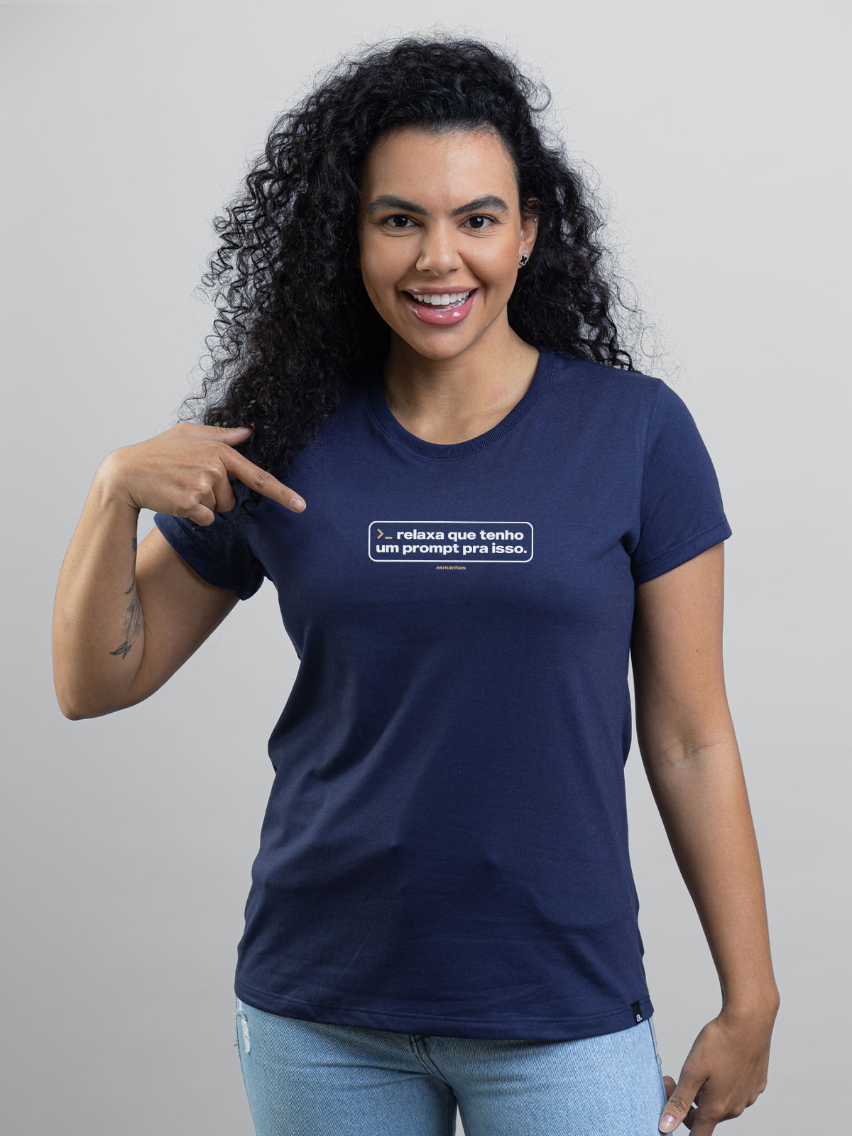Camiseta Feminina Eu Tenho Um Prompt Asmanhas