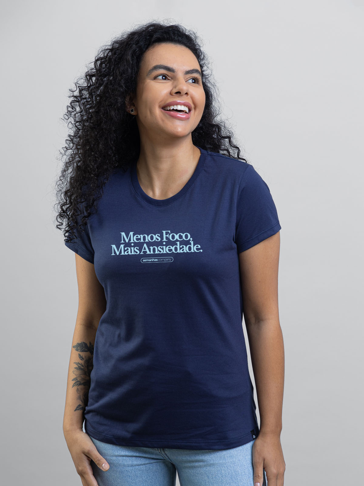 Camiseta Feminina Menos Foco Mais Ansiedade Asmanhas