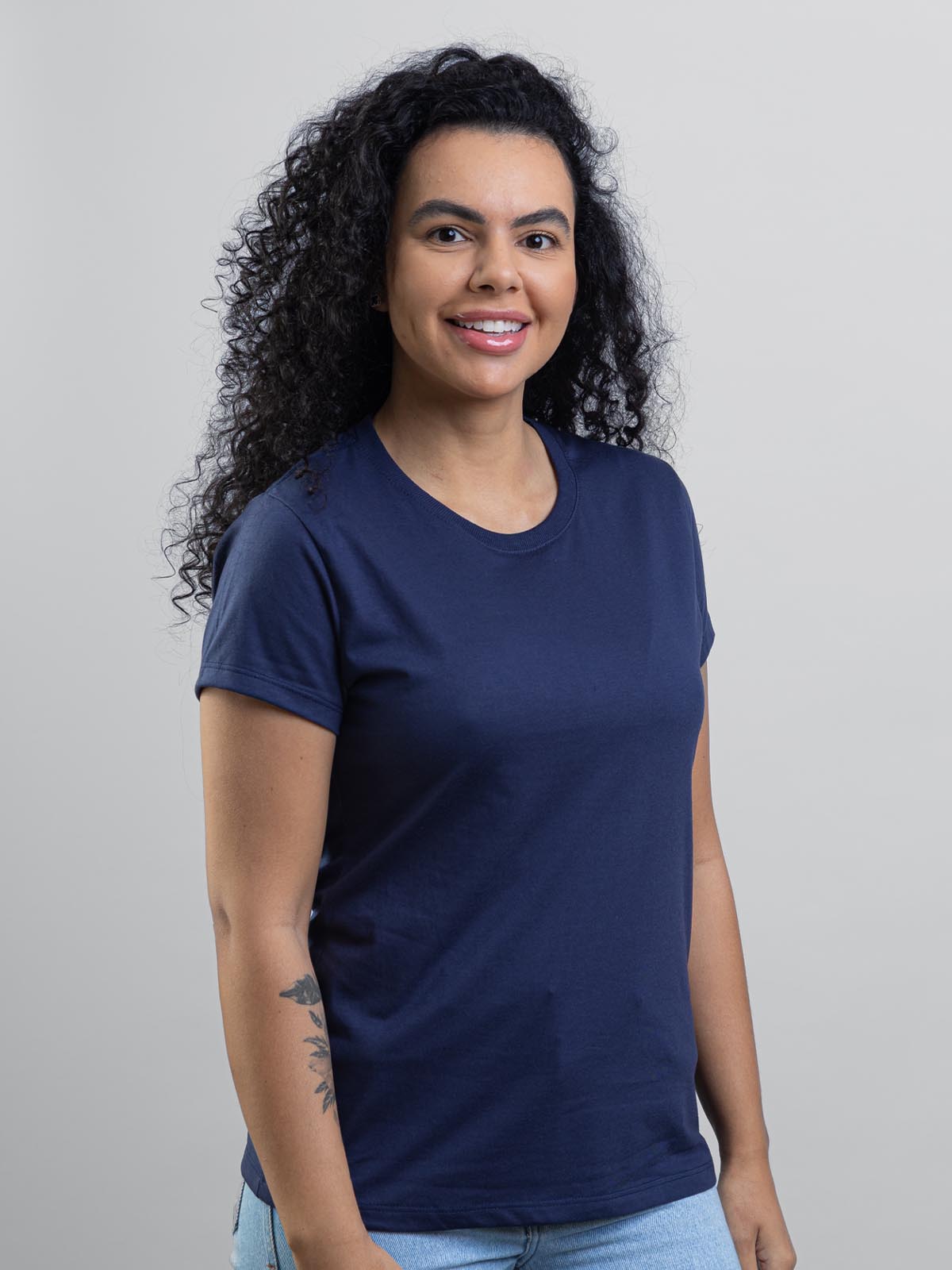 Camiseta Feminina Lisa Básica Asmanhas