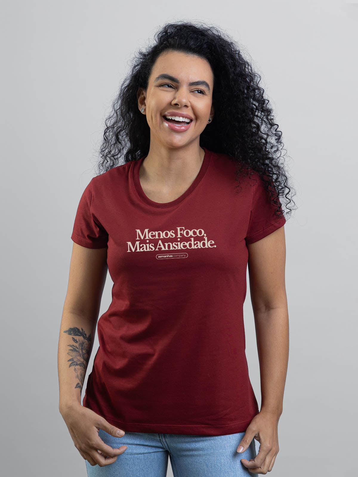 Camiseta Feminina Menos Foco Mais Ansiedade Asmanhas