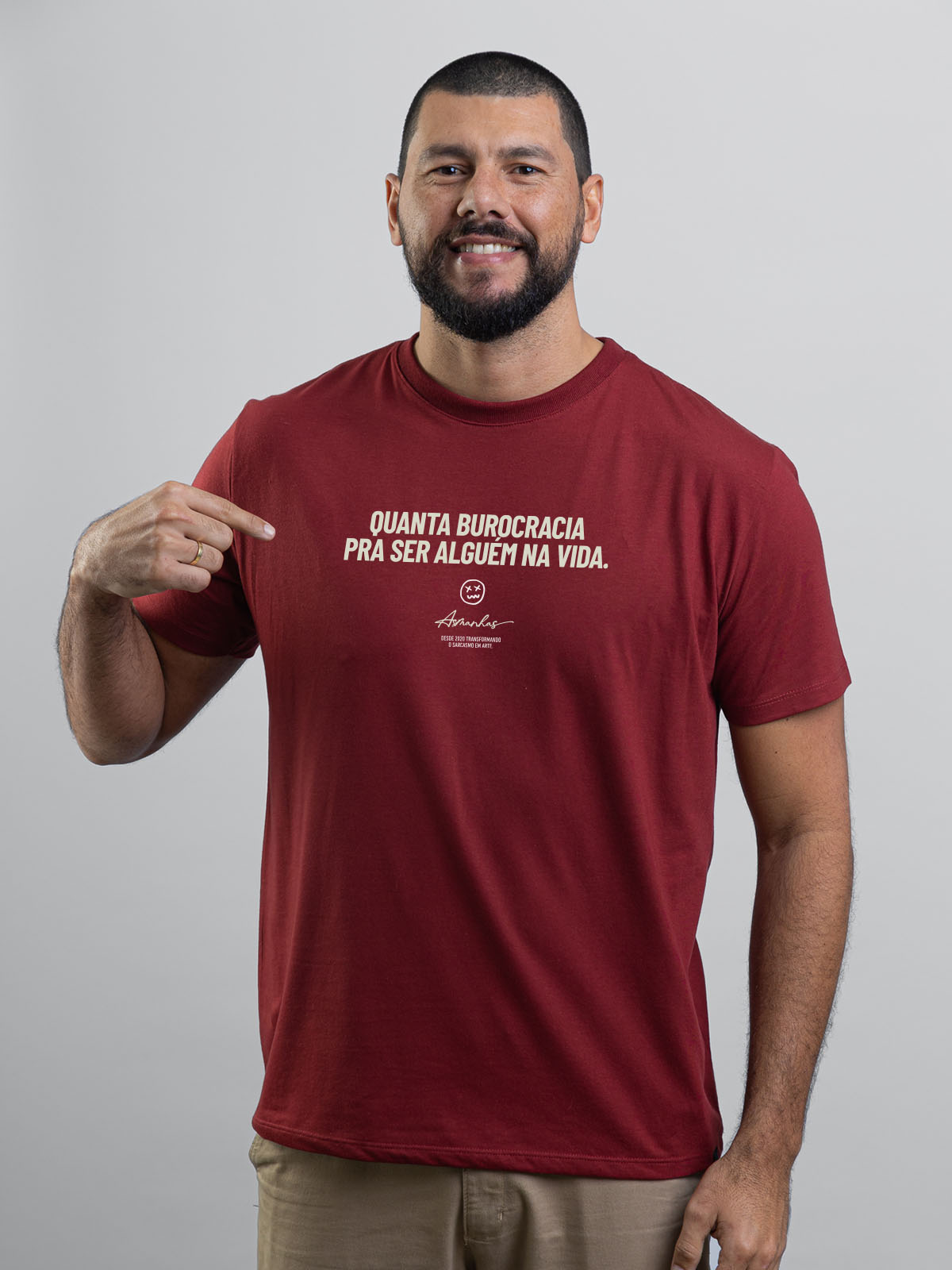 Camiseta Quanta Burocracia Asmanhas
