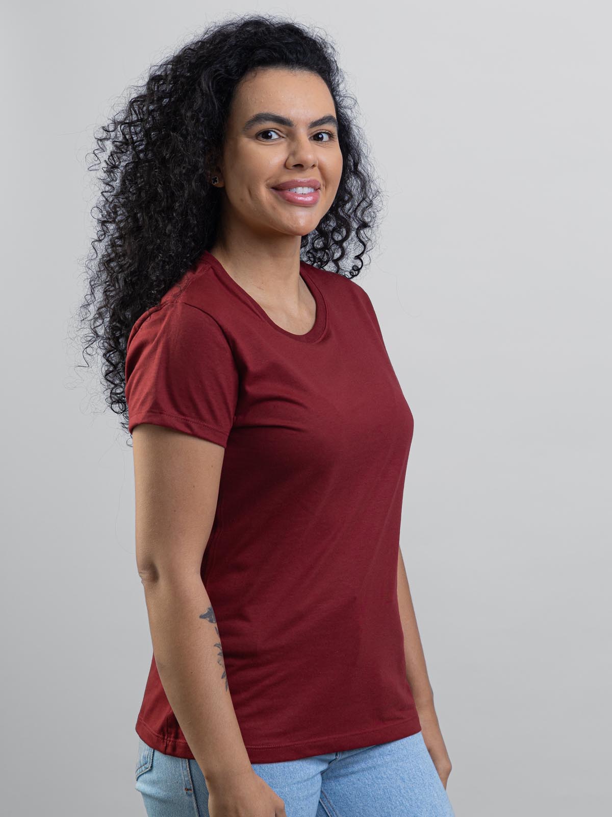 Camiseta Feminina Lisa Básica Asmanhas