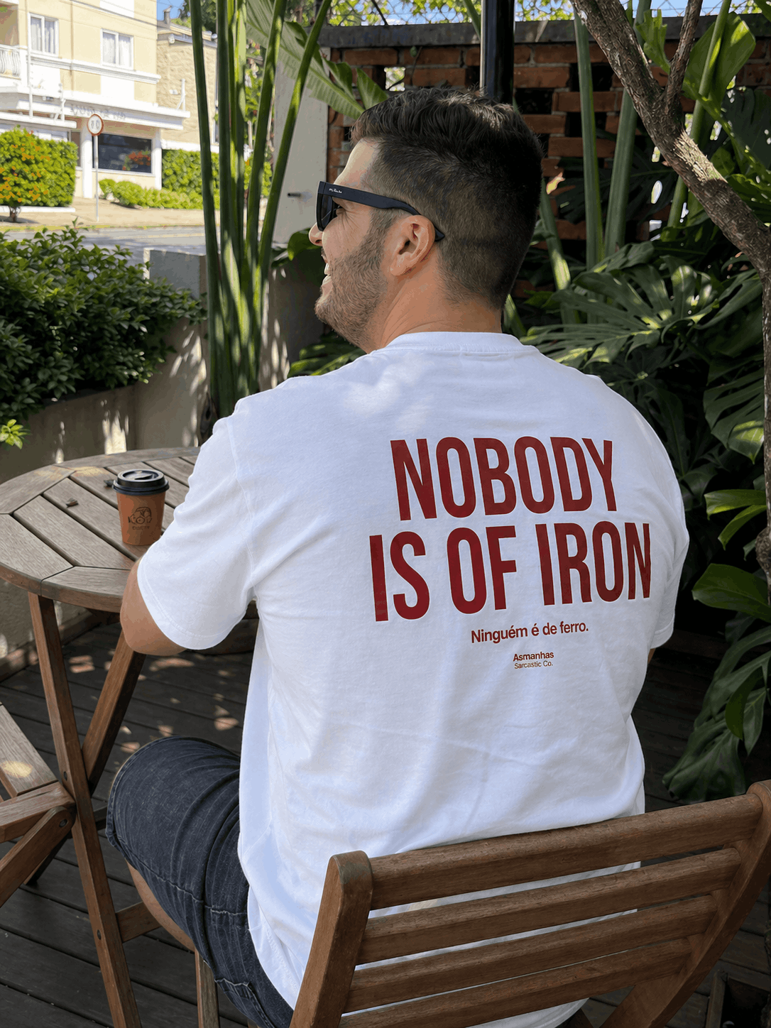 Camiseta Nobody Is Of Iron Asmanhas
