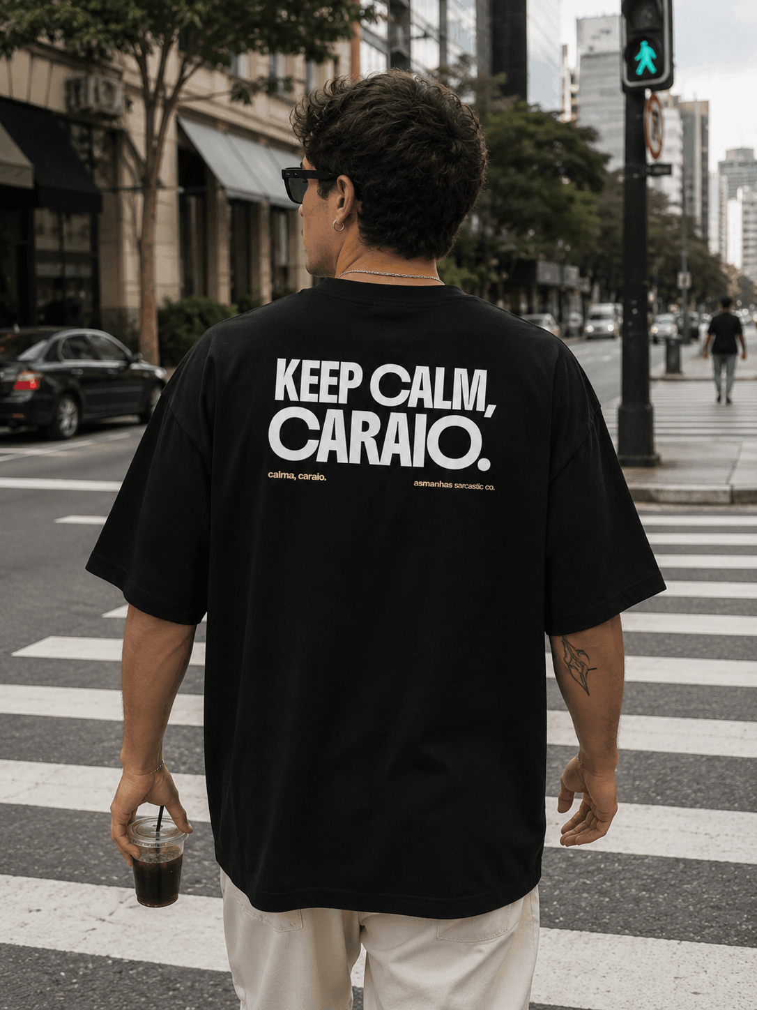 Camiseta Oversized Keep Calm Caraio Asmanhas