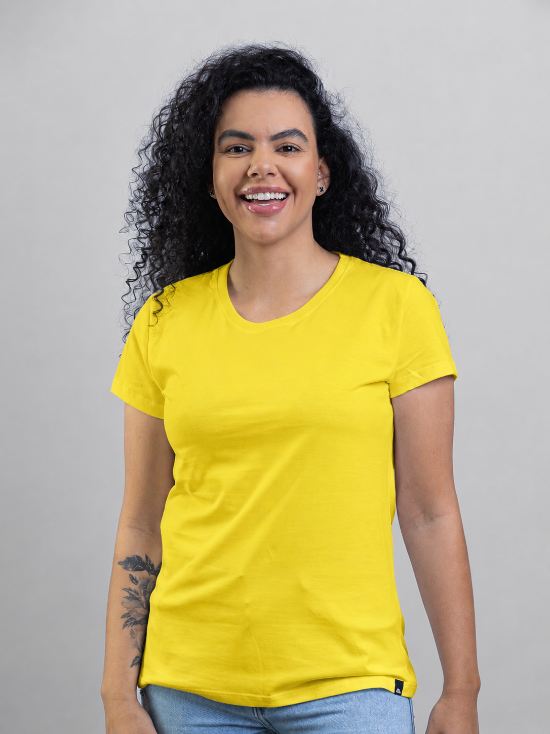 Camiseta Feminina Lisa Básica Colorida Asmanhas