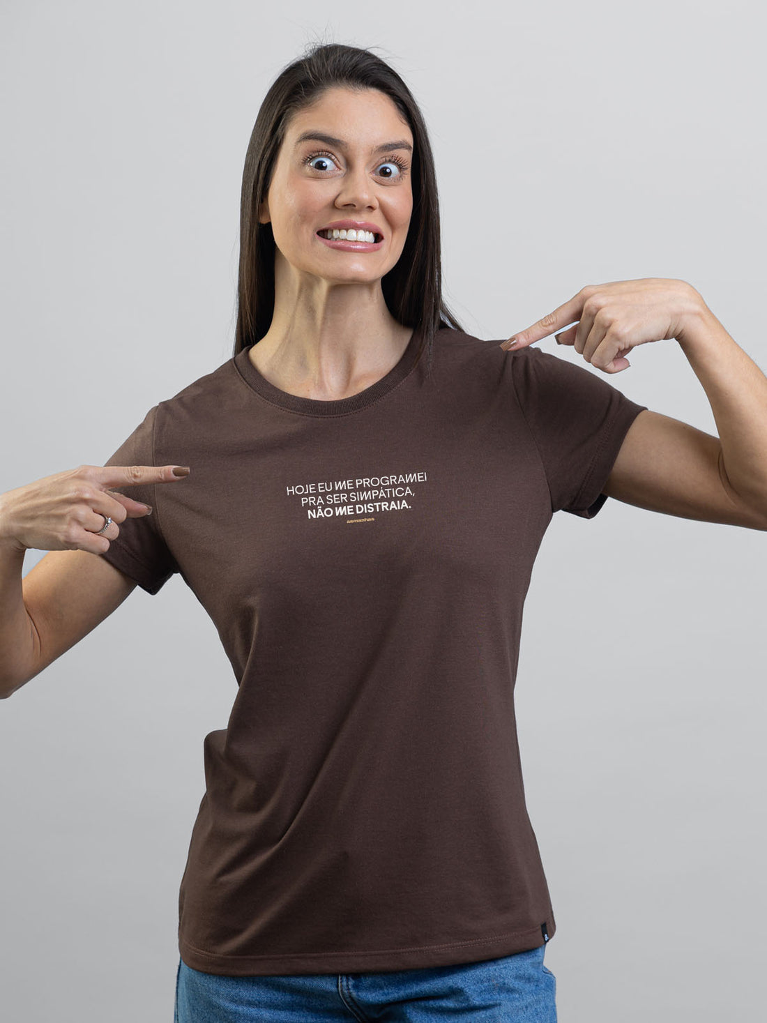Camiseta Feminina Não Me Distraia Asmanhas