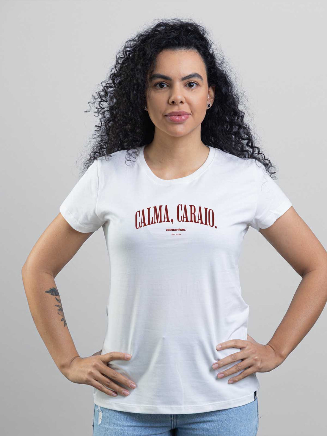 Camiseta Feminina Calma Caraio Nova Asmanhas