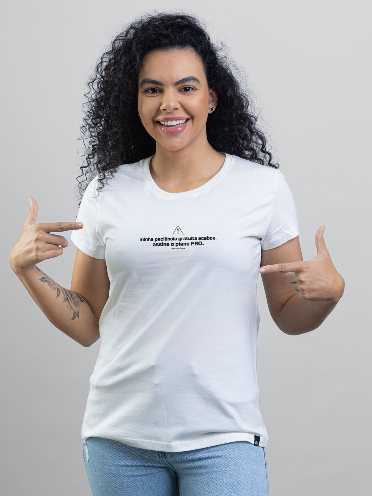 Camiseta Feminina Paciência Gratuita Asmanhas