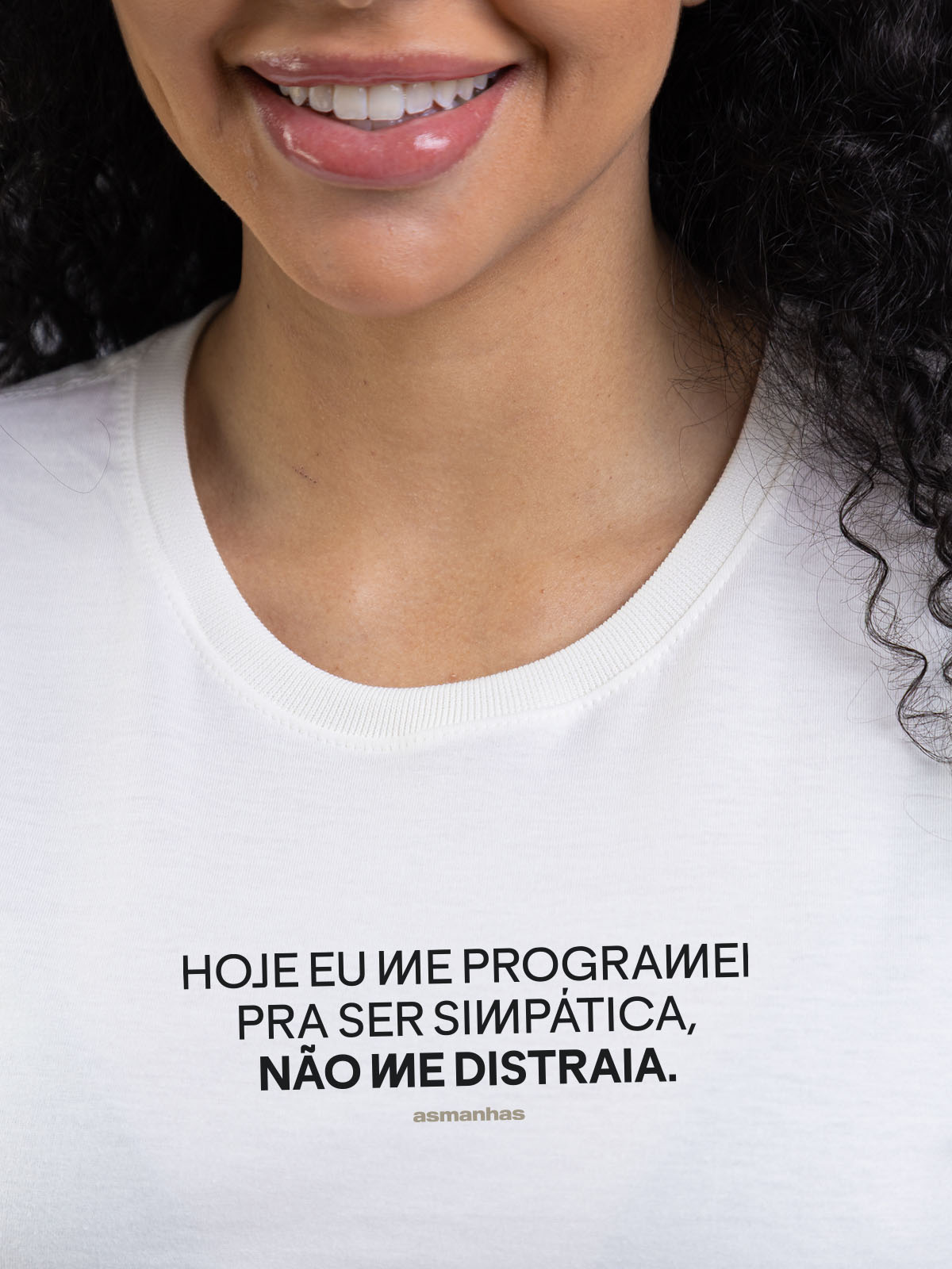 Camiseta Feminina Não Me Distraia Asmanhas