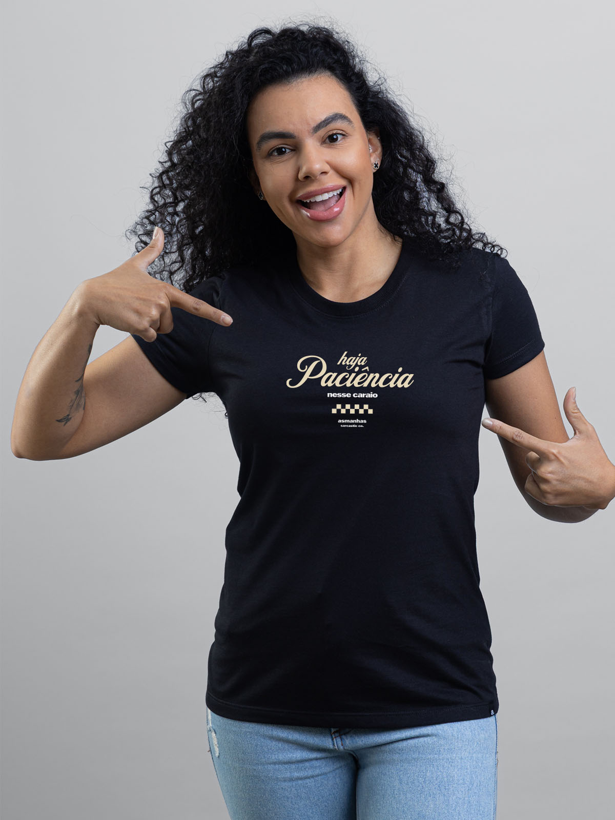 Camiseta Feminina Haja Paciência Asmanhas
