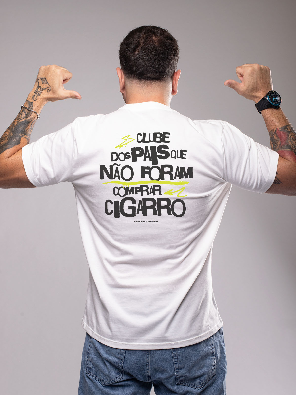 Camiseta Não Foram Comprar Cigarro Asmanhas