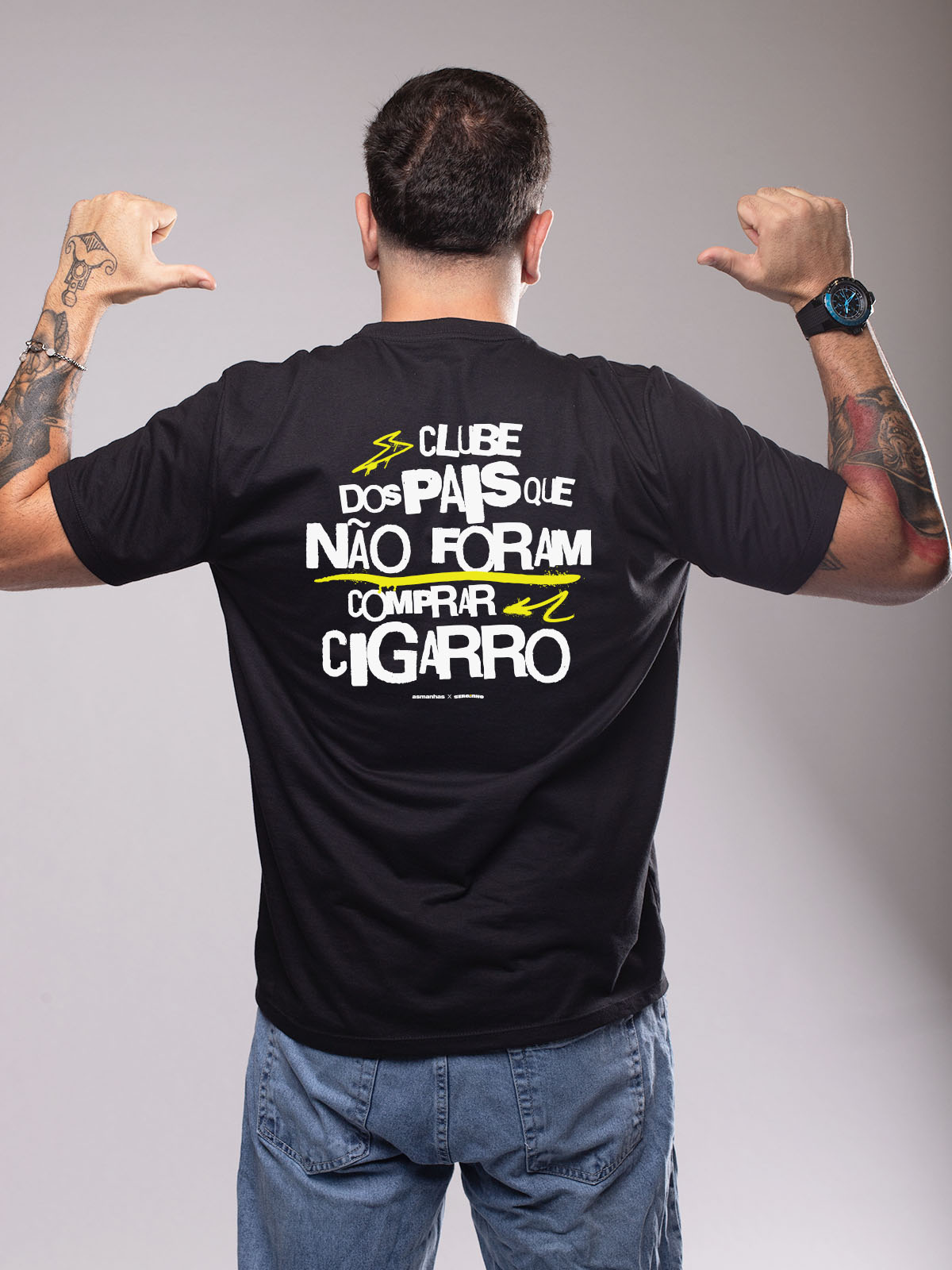 Camiseta Não Foram Comprar Cigarro Asmanhas