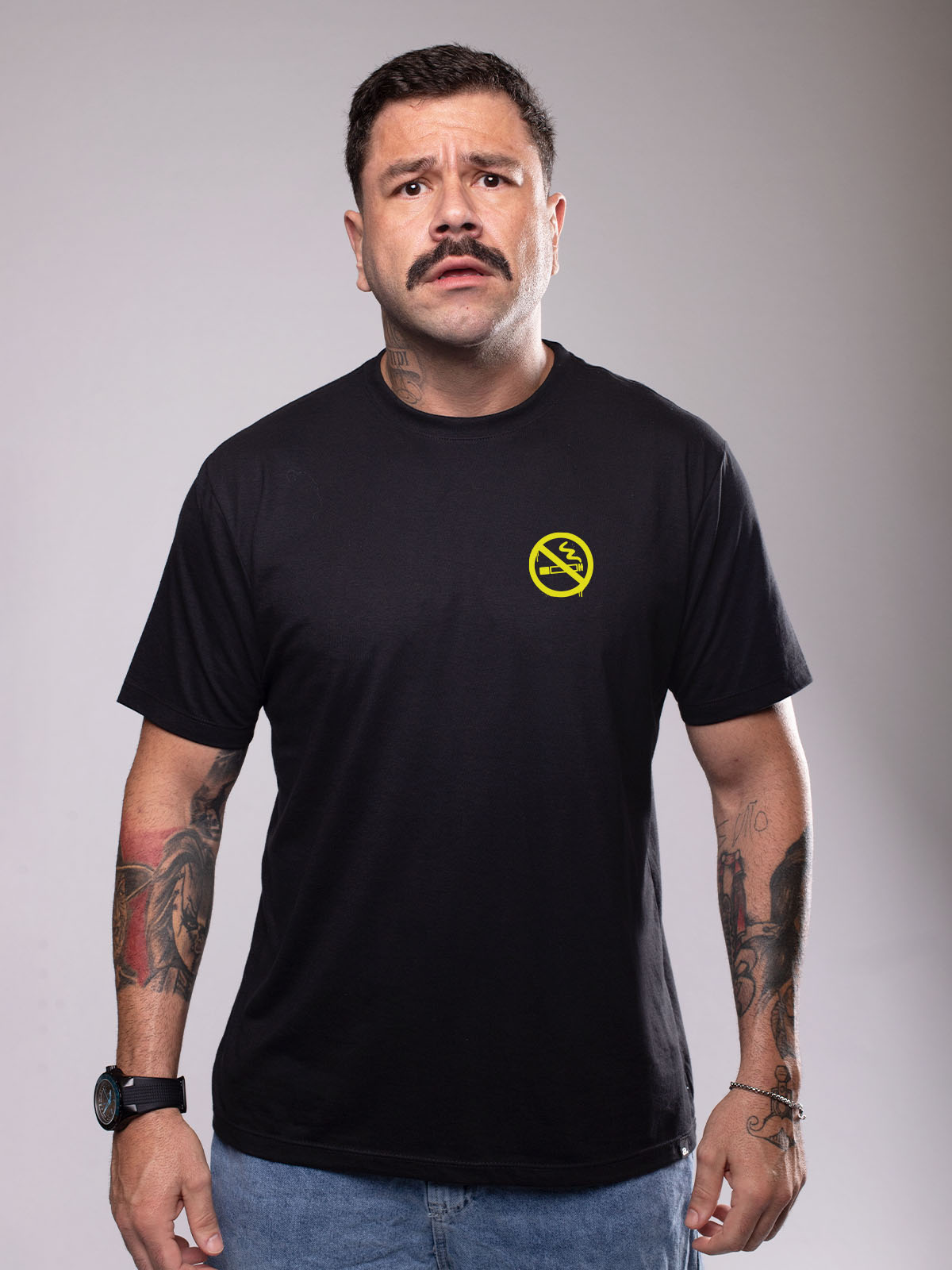 Camiseta Não Foram Comprar Cigarro Asmanhas
