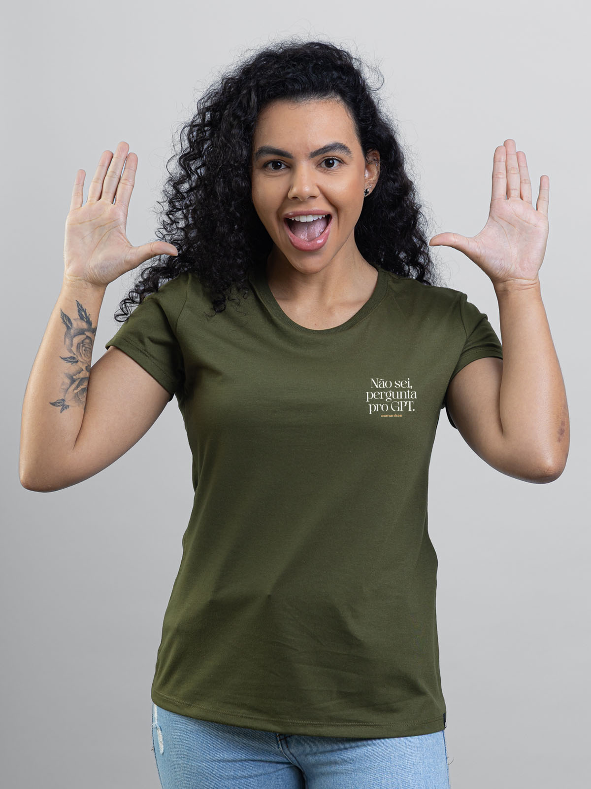 Camiseta Feminina Pergunta pro GPT Asmanhas