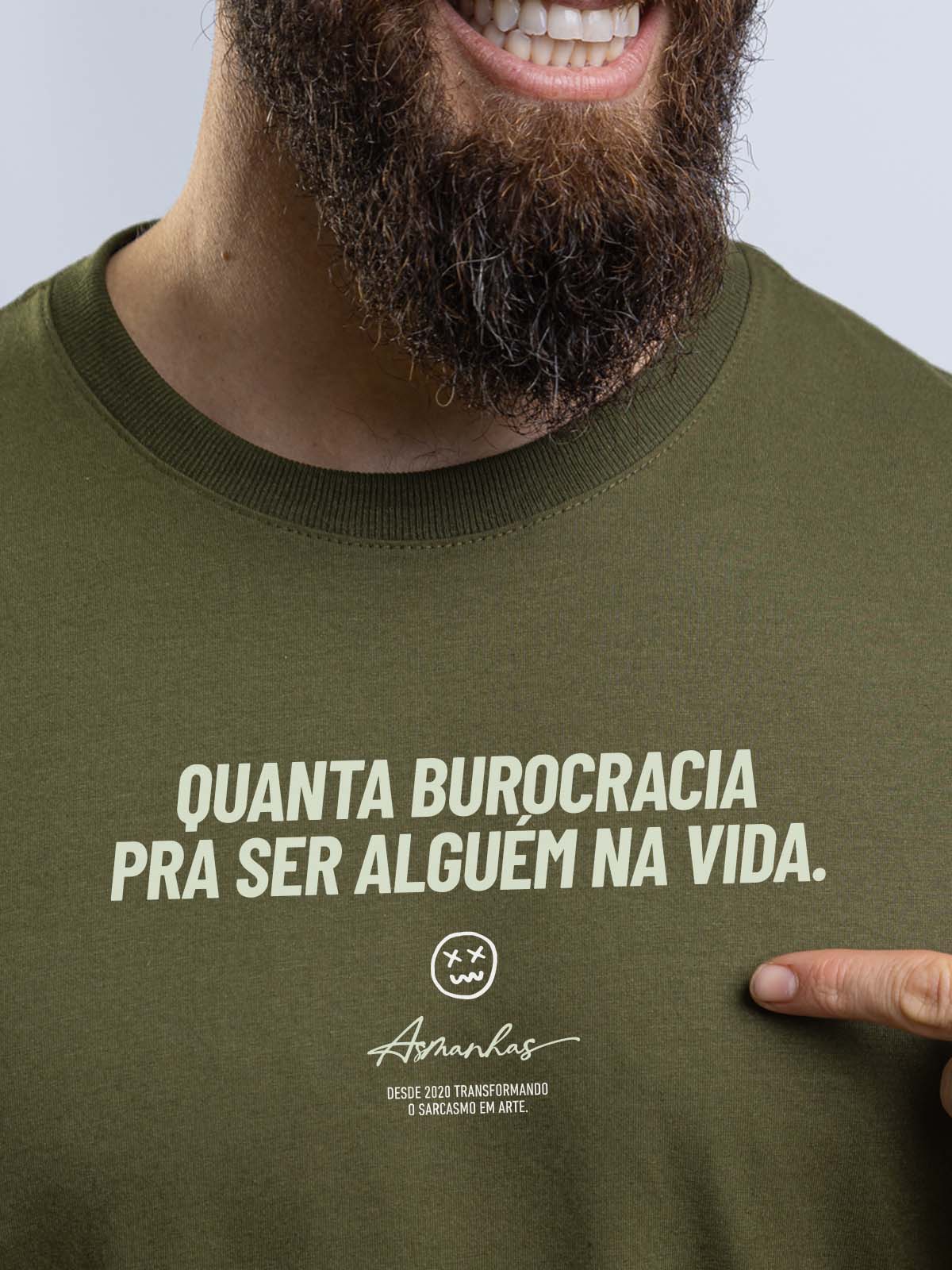 Camiseta Quanta Burocracia Asmanhas