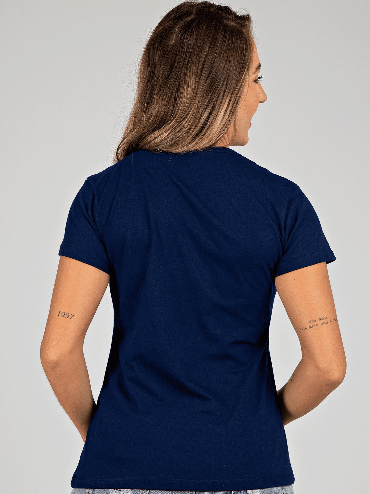 Camiseta Feminina Lisa Básica Asmanhas