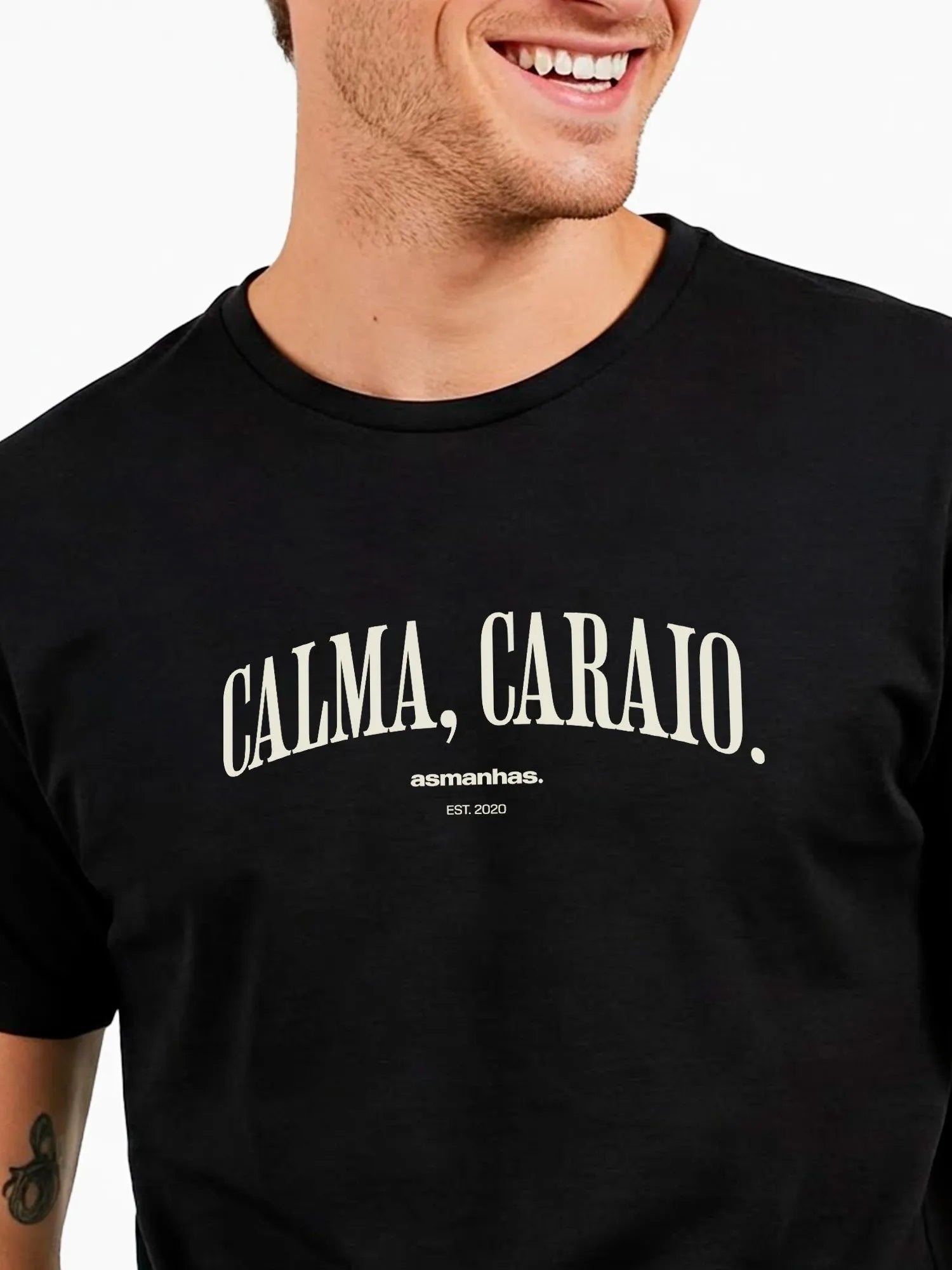 Camiseta Calma Caraio Nova Asmanhas