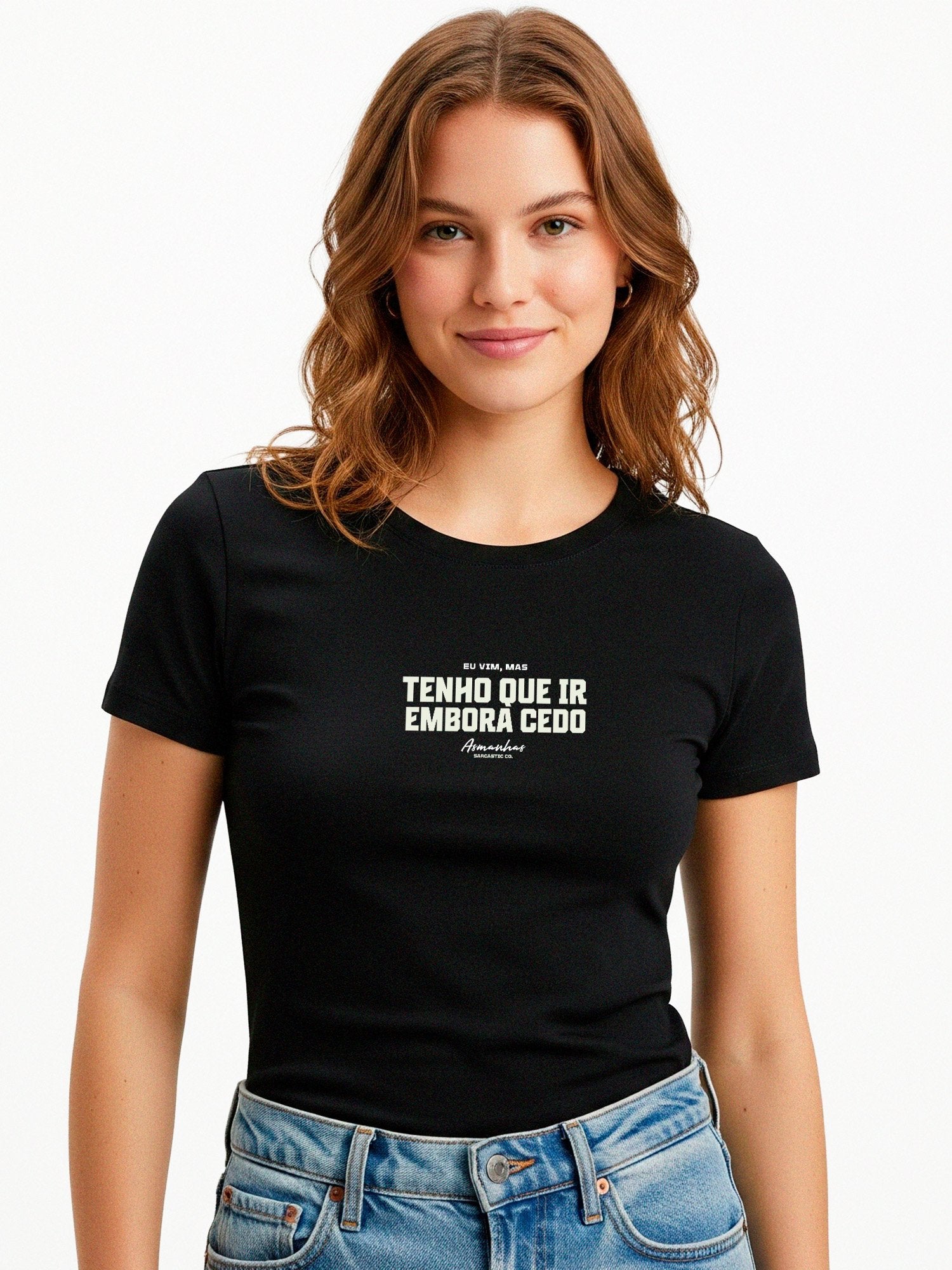 Camiseta Feminina Tenho Que Ir Embora Cedo Asmanhas