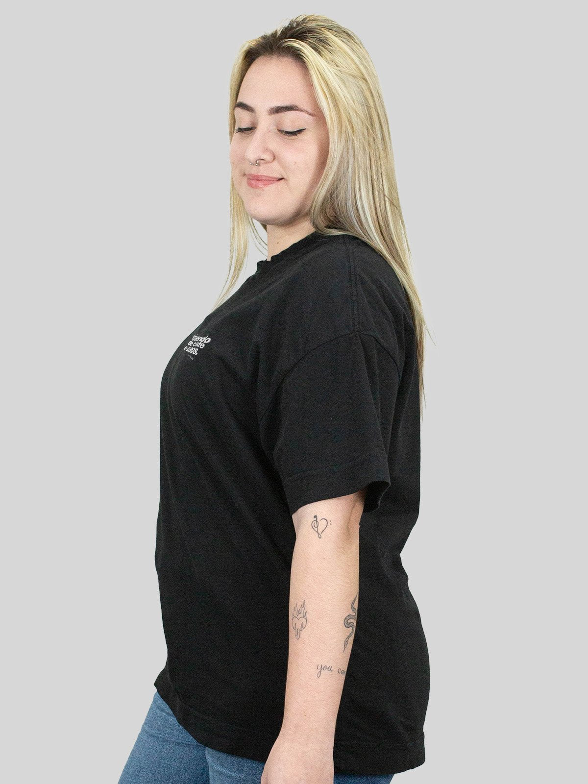 Camiseta Oversized Café e Caos Asmanhas
