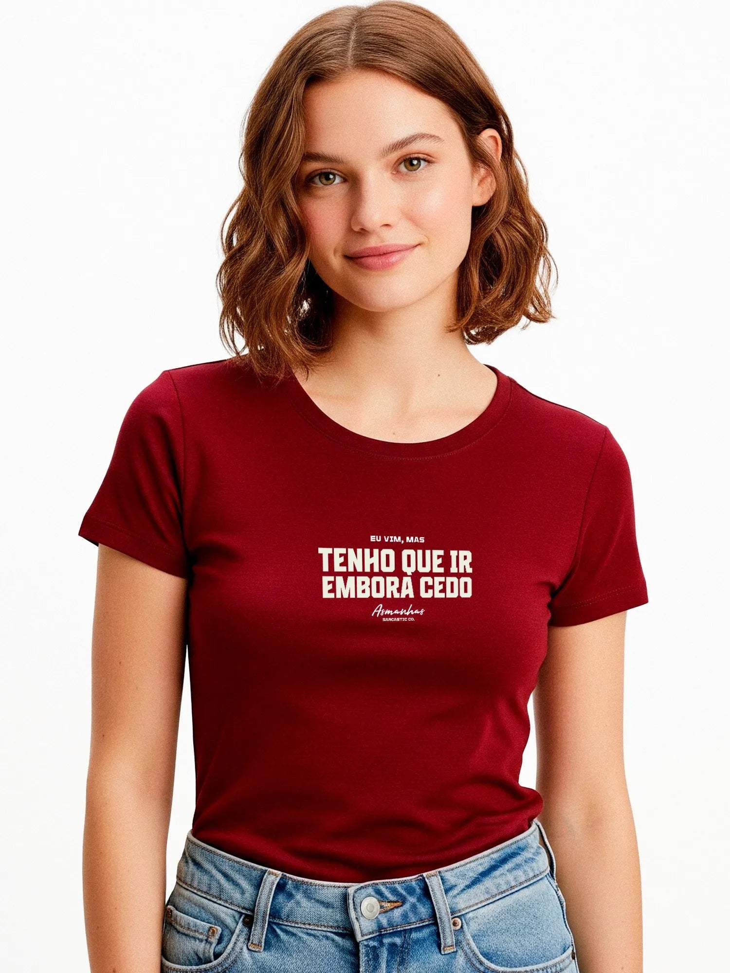 Camiseta Feminina Tenho Que Ir Embora Cedo Asmanhas