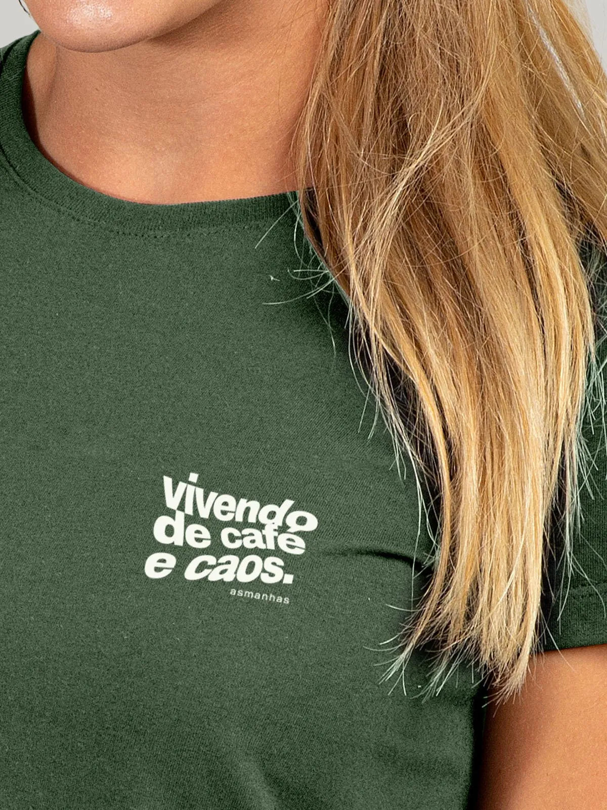 Camiseta Feminina Café e Caos Asmanhas