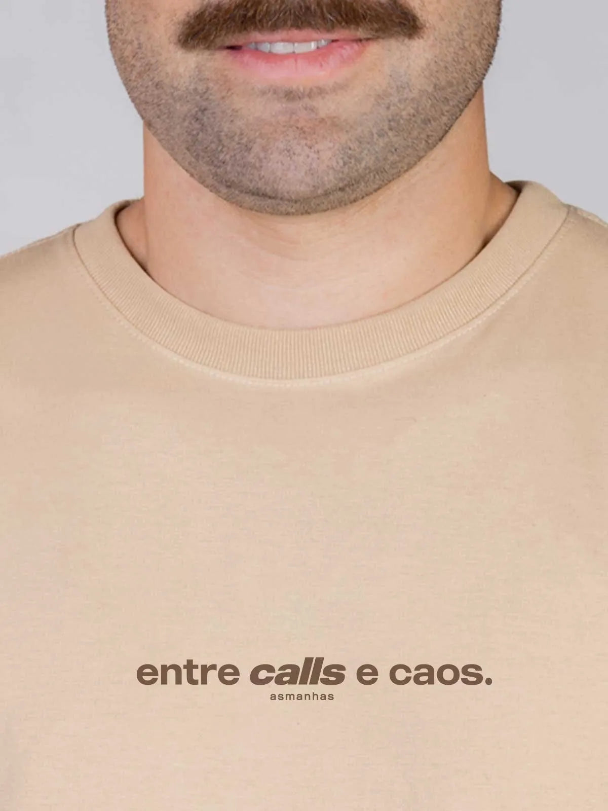 Camiseta Entre Calls e Caos Asmanhas