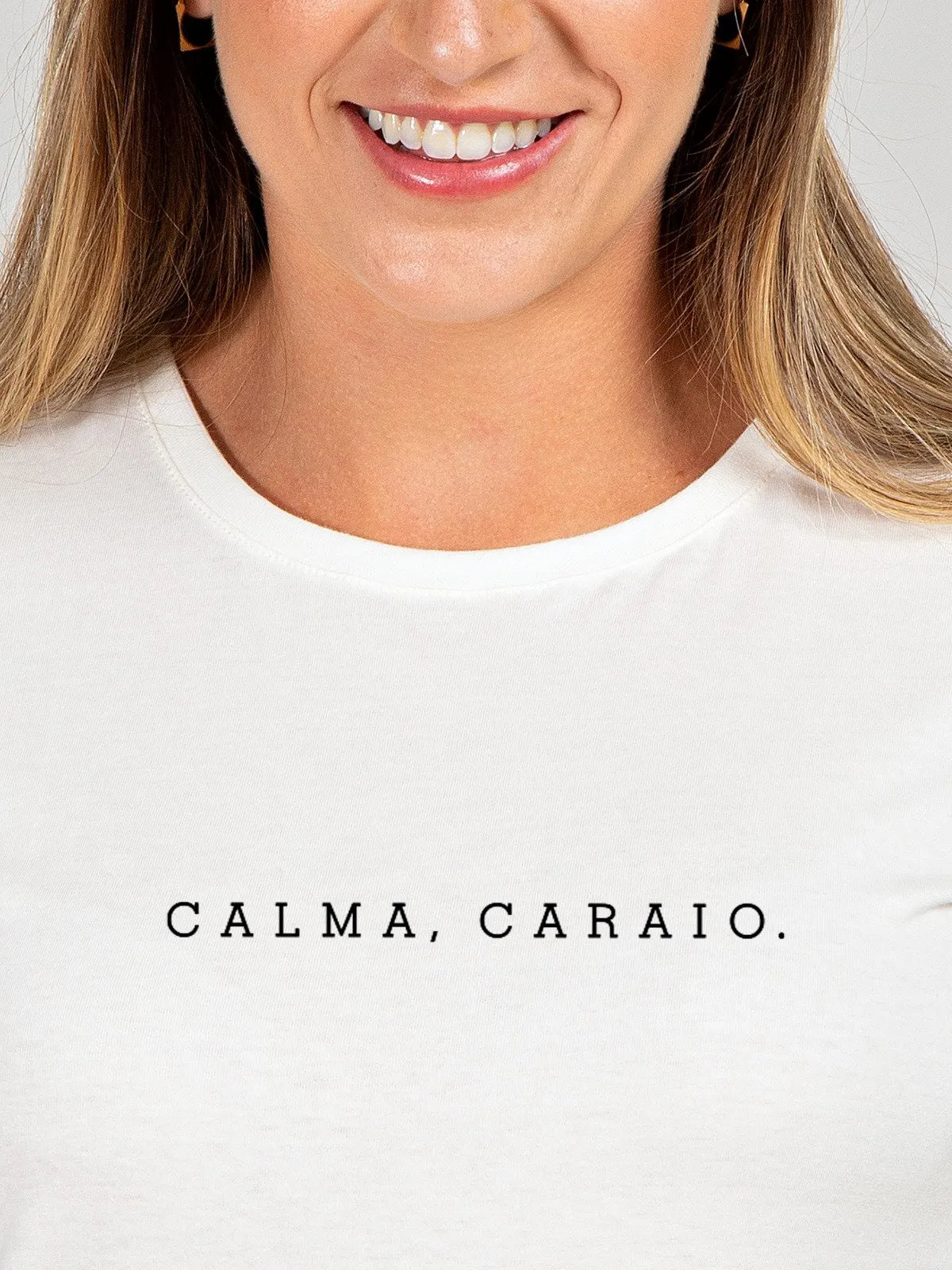 Camiseta Feminina Calma Caraio Minimalista Asmanhas