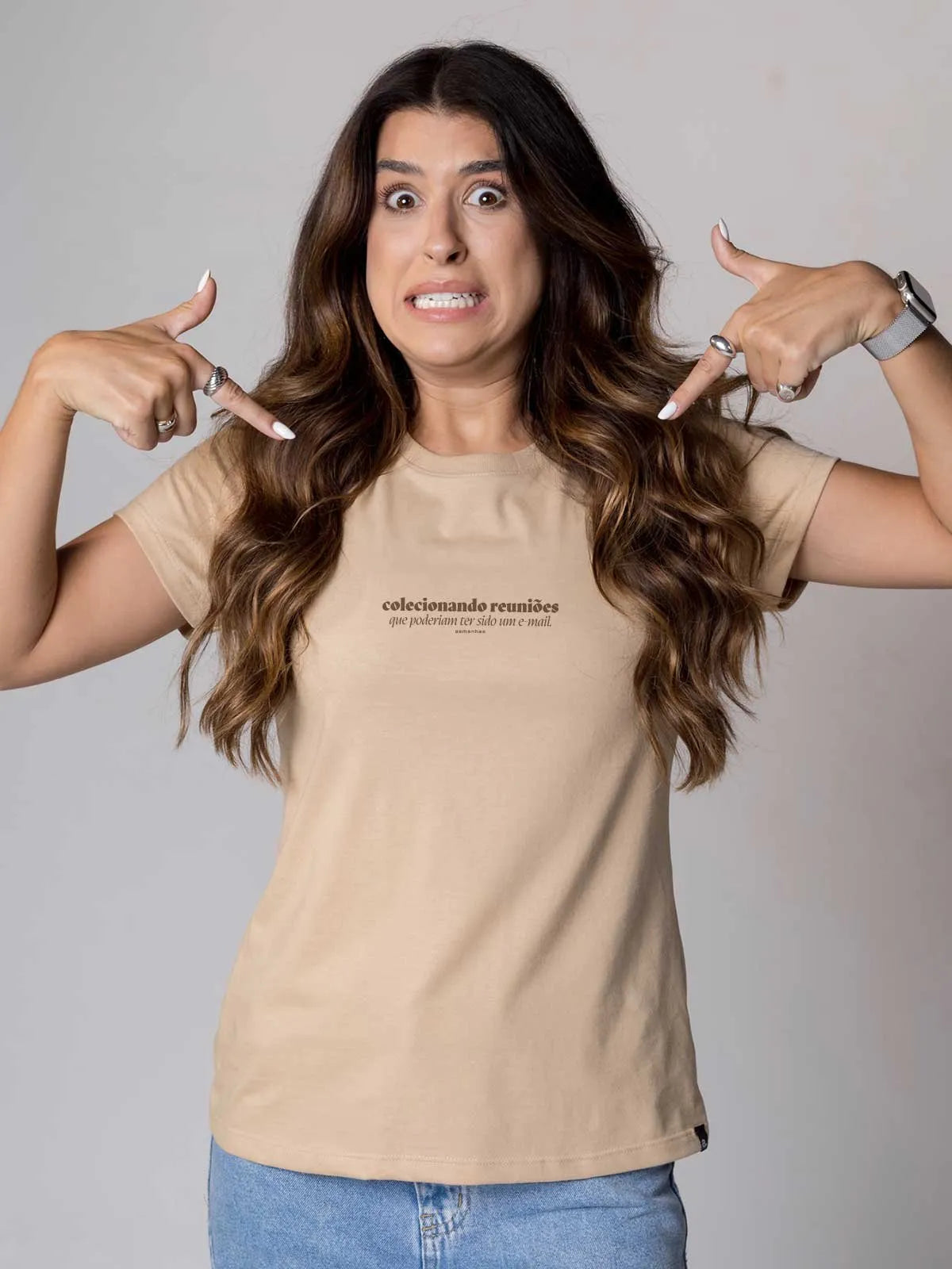 Camiseta Feminina Colecionando Reuniões Asmanhas
