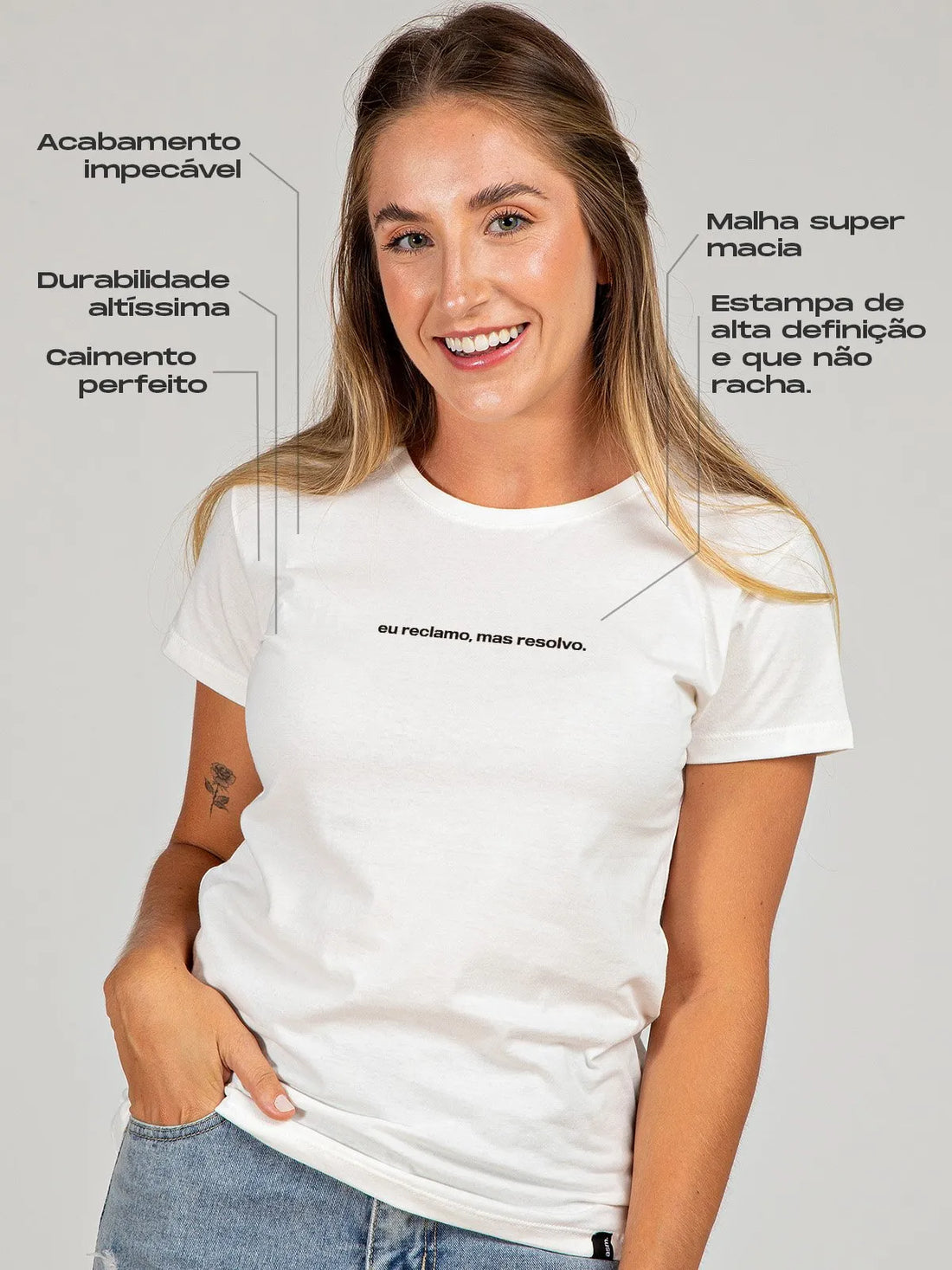Camiseta Feminina Eu Reclamo Mas Resolvo Asmanhas