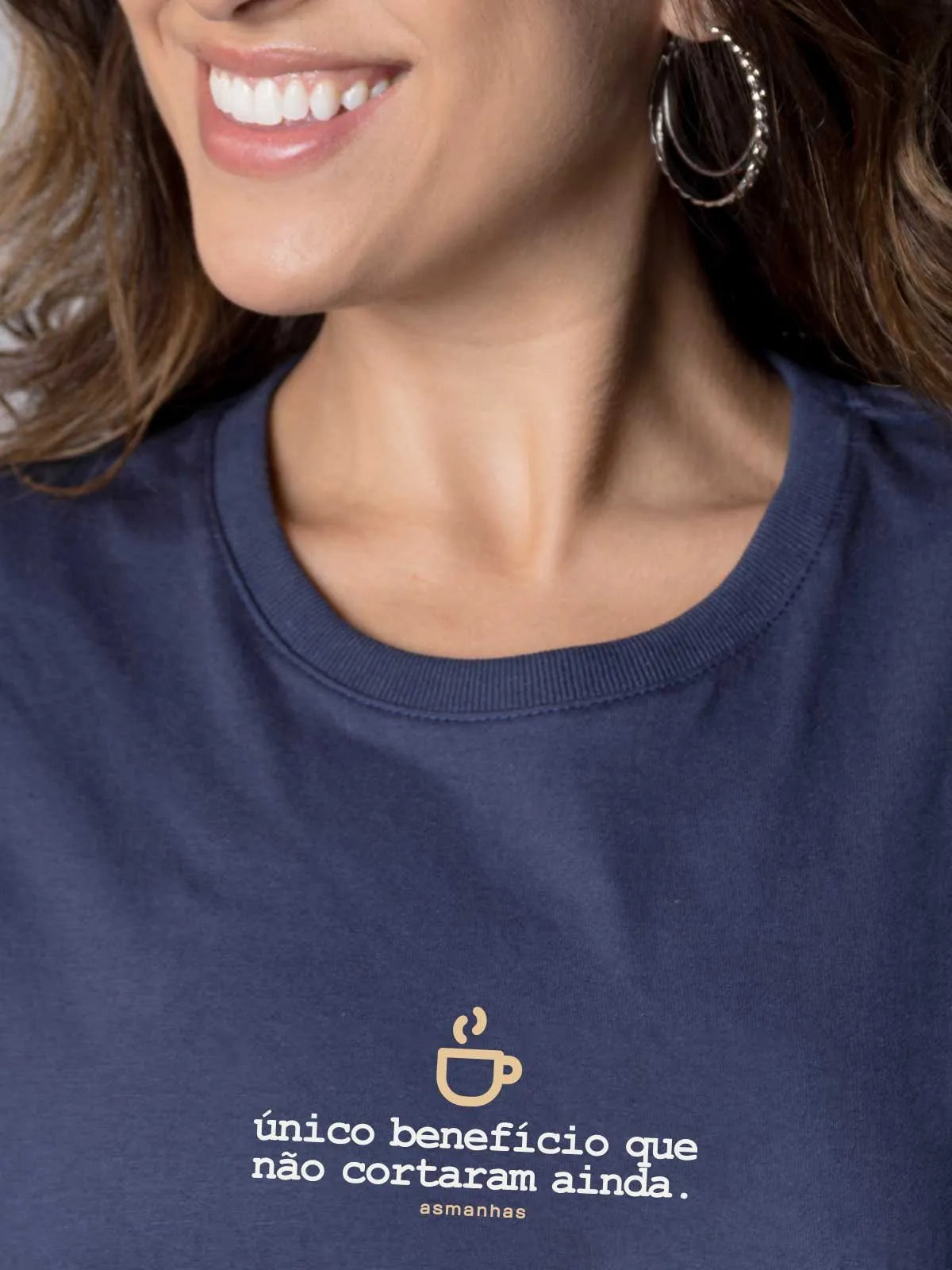 Camiseta Feminina Único Benefício Asmanhas