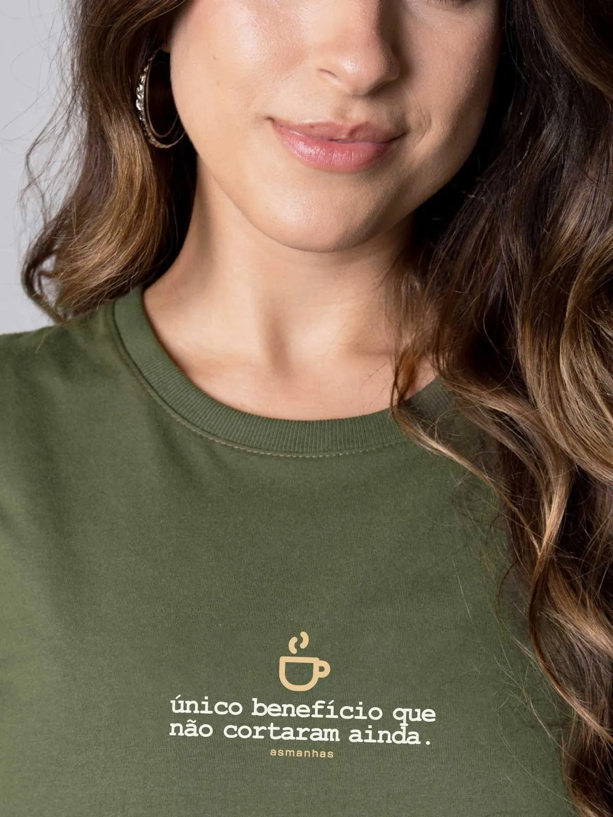 Camiseta Feminina Único Benefício Asmanhas