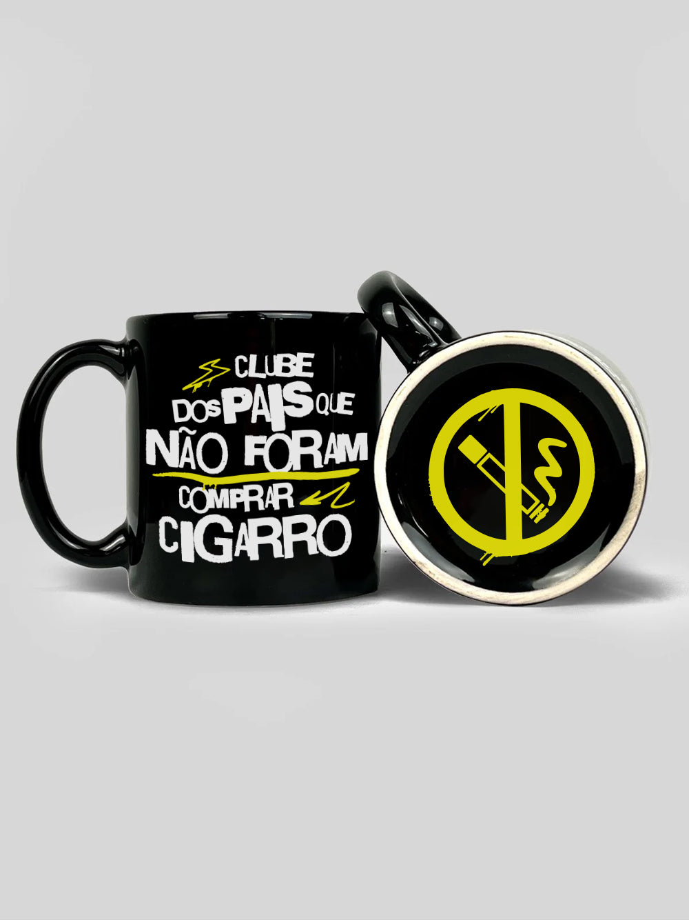 Caneca Não Foram Comprar Cigarro Preta Asmanhas