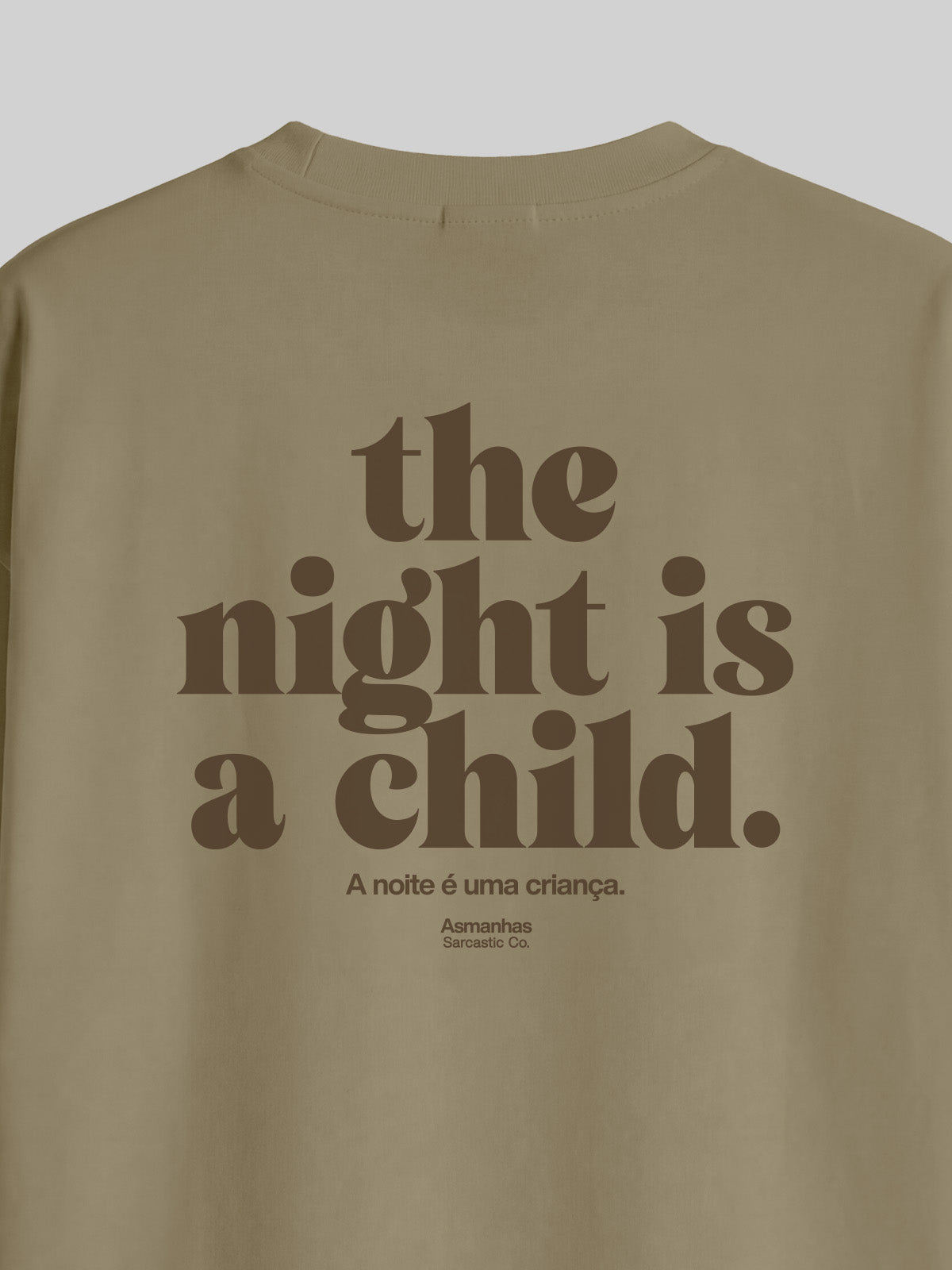 Camiseta Oversized The Night Is a Child Asmanhas