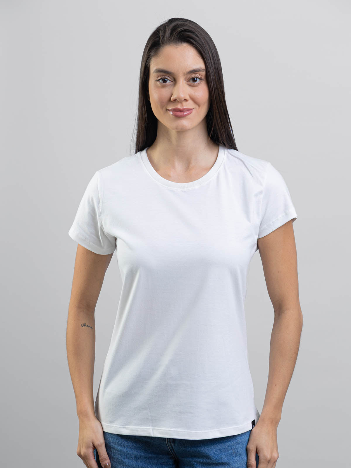 Camiseta Feminina Lisa Básica Asmanhas