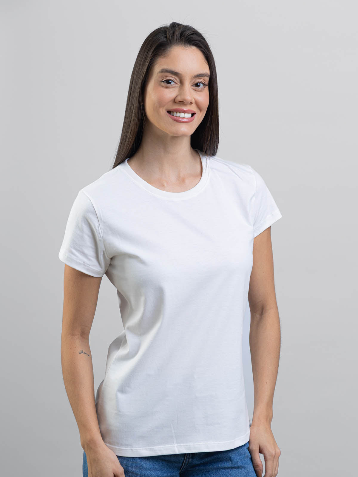 Camiseta Feminina Lisa Básica Asmanhas