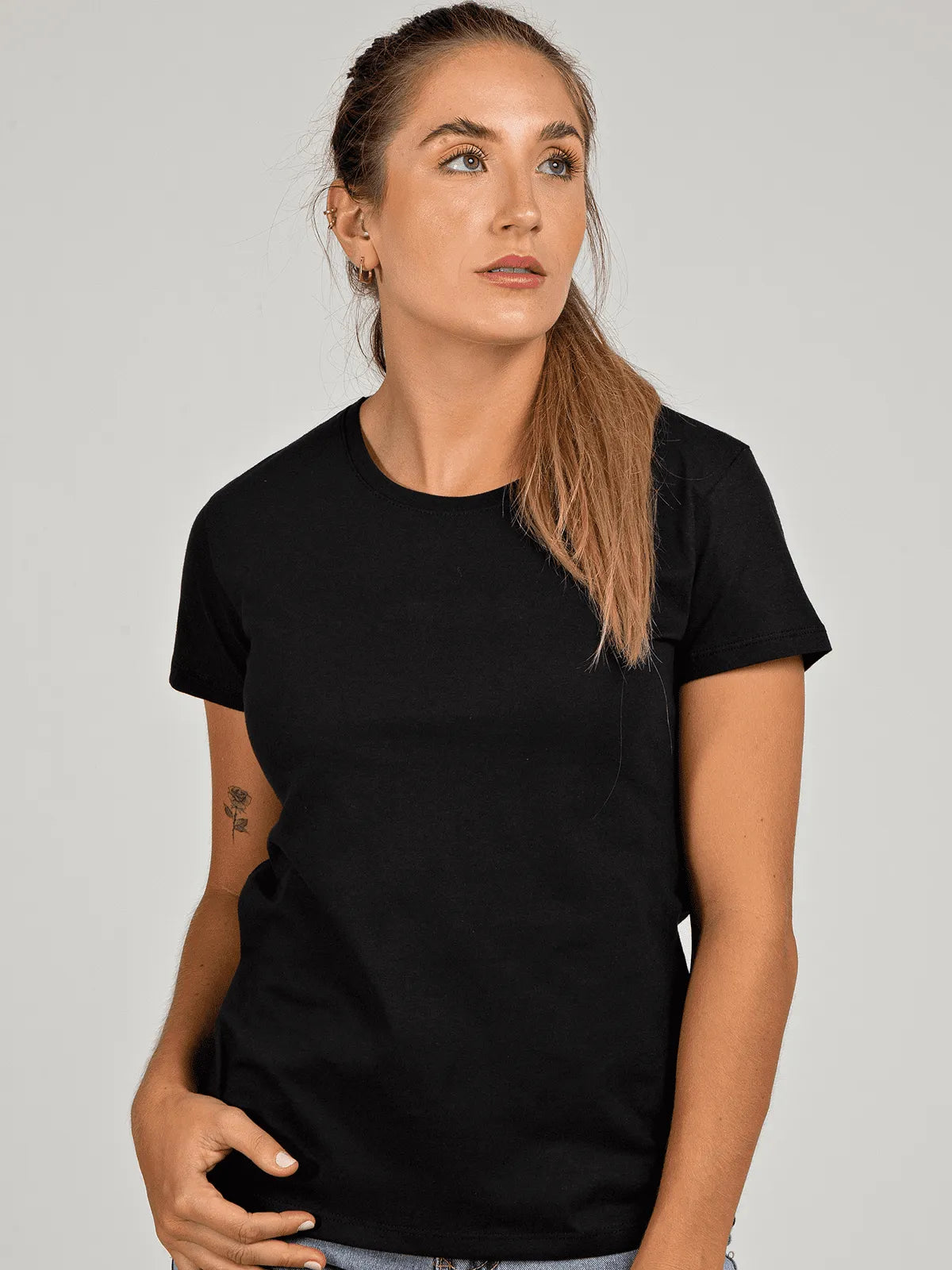 Camiseta Feminina Lisa Básica Asmanhas
