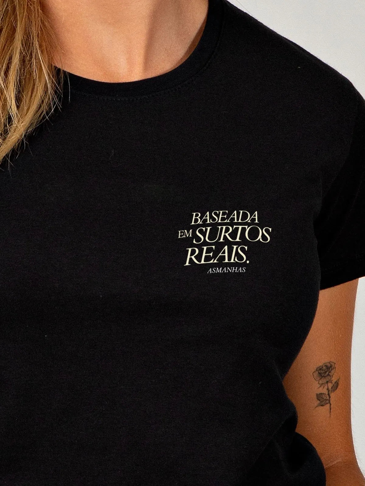 Camiseta Feminina Baseada em Surtos Reais Asmanhas