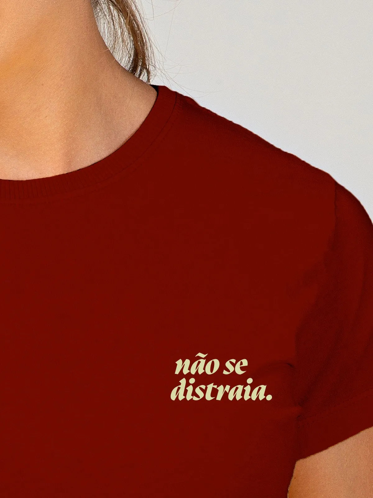 Camiseta Feminina Não Se Distraia Asmanhas